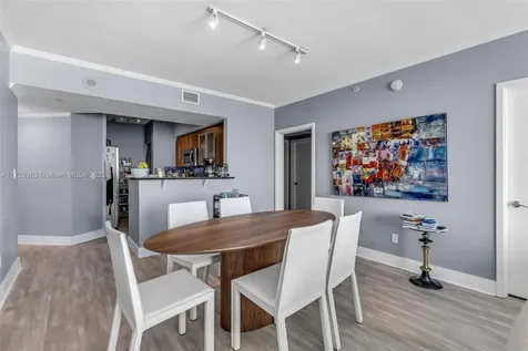 325 S Biscayne Boulevard Miami FL 33131