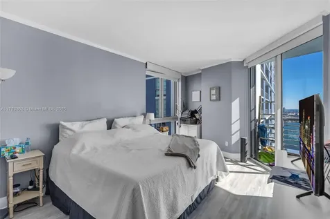 325 S Biscayne Boulevard Miami FL 33131