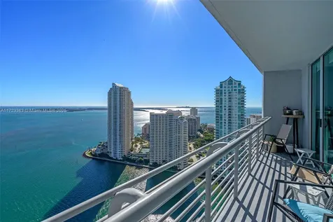 325 S Biscayne Boulevard Miami FL 33131