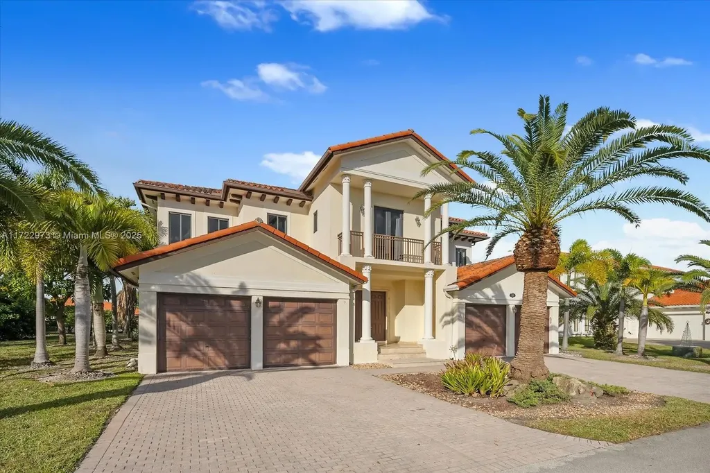 7945 SW 193rd Street Cutler Bay FL 33157