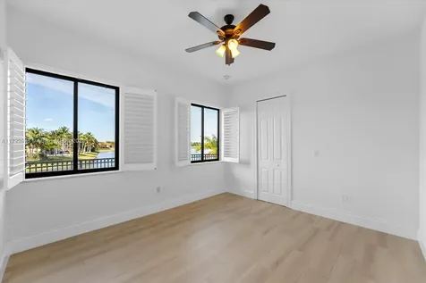 7945 SW 193rd Street Cutler Bay FL 33157