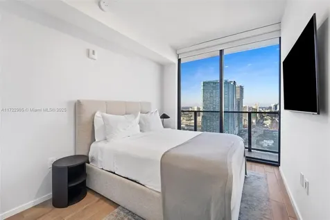 398 NE 5th Street Miami FL 33132