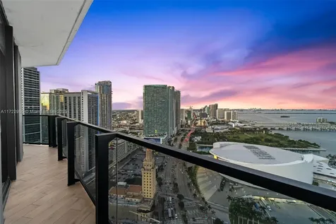 398 NE 5th Street Miami FL 33132