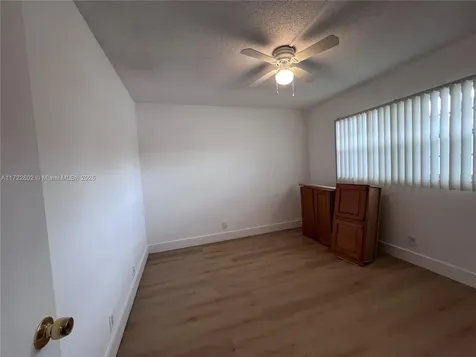 7400 NW 4th Place Margate FL 33063