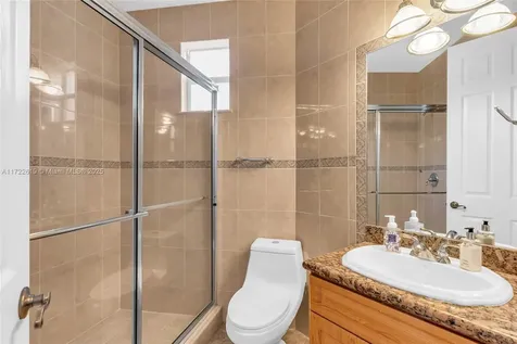 8135 NW 164th Terrace Miami Lakes FL 33016