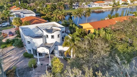 8135 NW 164th Terrace Miami Lakes FL 33016