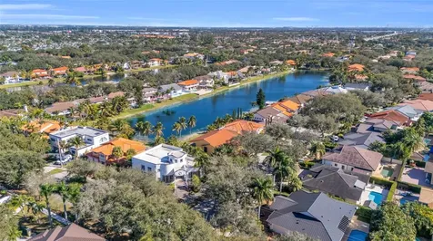 8135 NW 164th Terrace Miami Lakes FL 33016
