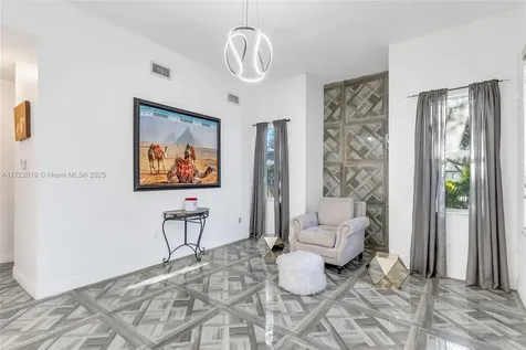 8135 NW 164th Terrace Miami Lakes FL 33016
