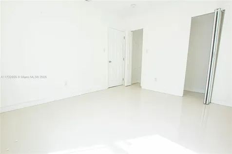 575 NW 49th Street Miami FL 33127