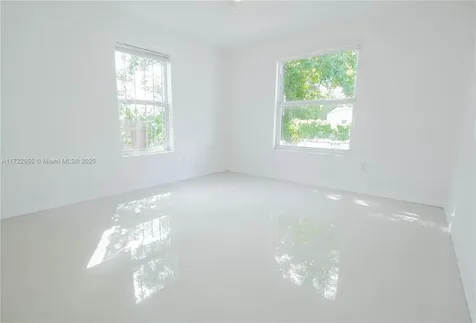 575 NW 49th Street Miami FL 33127