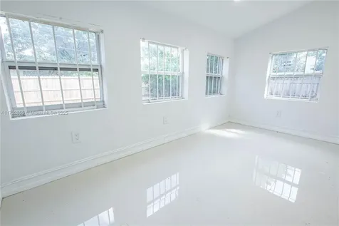 575 NW 49th Street Miami FL 33127