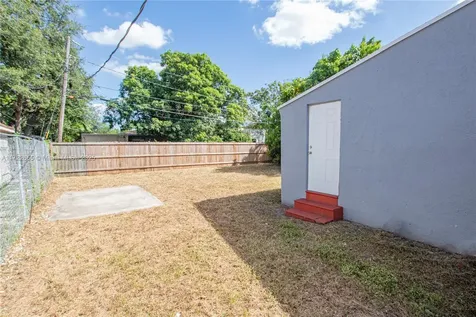 575 NW 49th Street Miami FL 33127