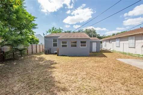 575 NW 49th Street Miami FL 33127