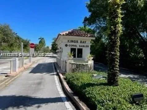 14501 SW 67th Avenue Coral Gables FL 33158