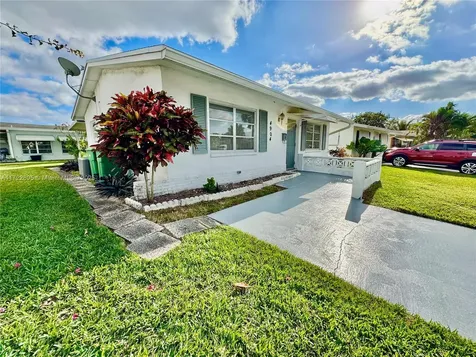 4904 NW 42nd Terrace Tamarac FL 33319