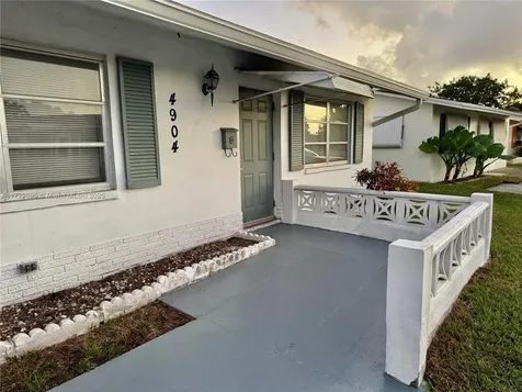 4904 NW 42nd Terrace Tamarac FL 33319