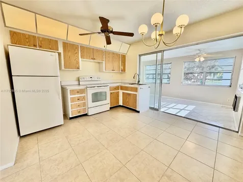 4904 NW 42nd Terrace Tamarac FL 33319