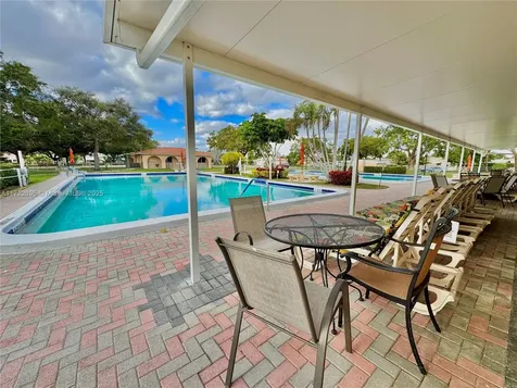 4904 NW 42nd Terrace Tamarac FL 33319