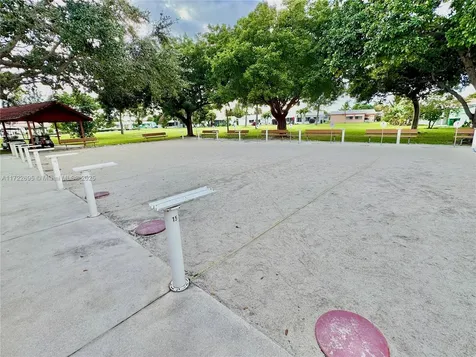 4904 NW 42nd Terrace Tamarac FL 33319
