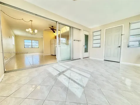 4904 NW 42nd Terrace Tamarac FL 33319