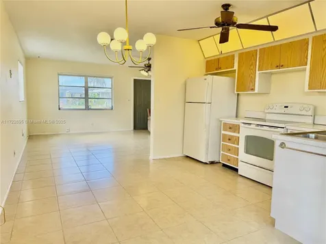 4904 NW 42nd Terrace Tamarac FL 33319