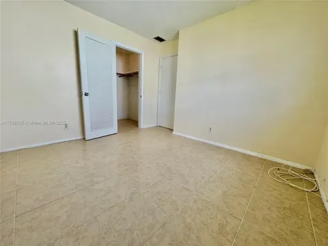 4904 NW 42nd Terrace Tamarac FL 33319