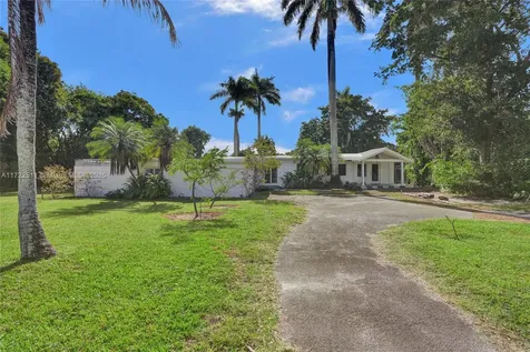 420 NE 154th Street Miami FL 33162
