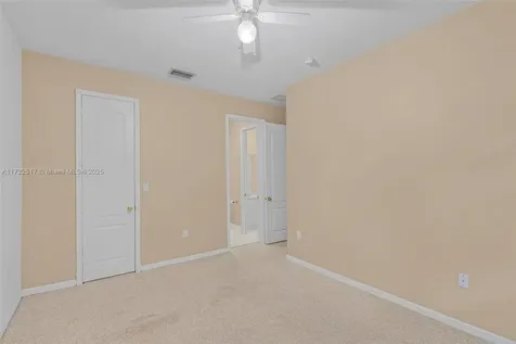 2039 NE 6th Court Homestead FL 33033