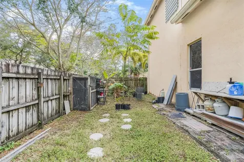 2039 NE 6th Court Homestead FL 33033