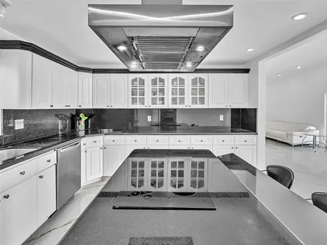 12904 Banyan Road North Miami FL 33181