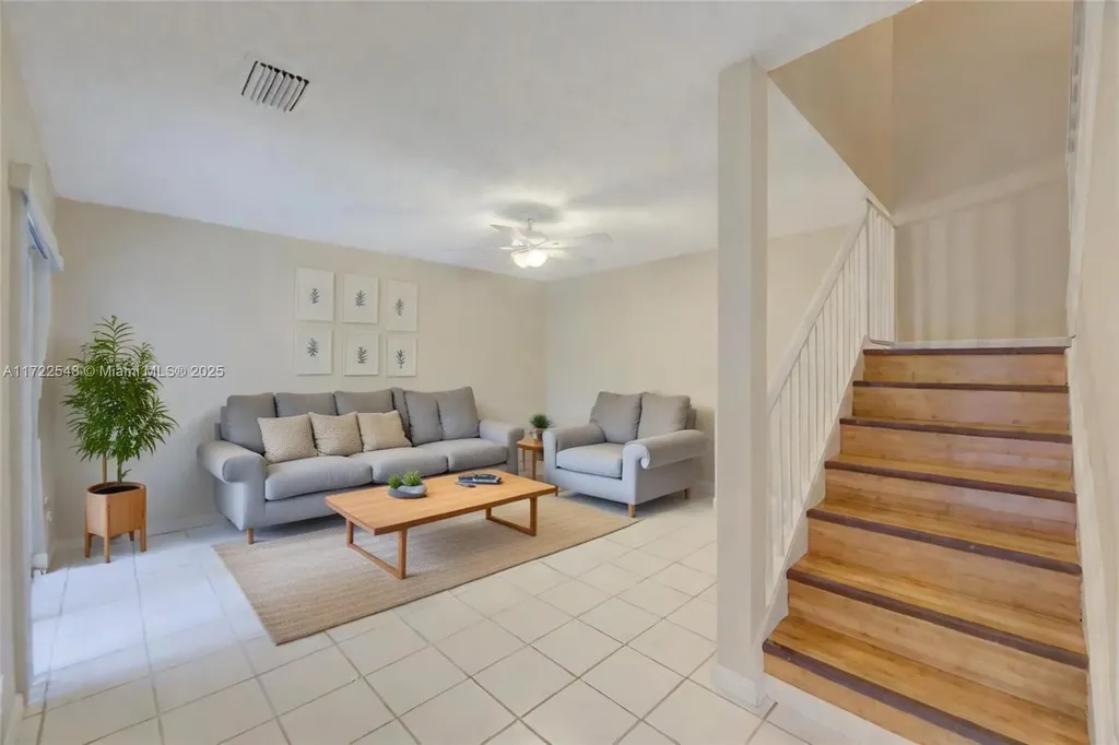 702 Commodore Drive Plantation FL 33325