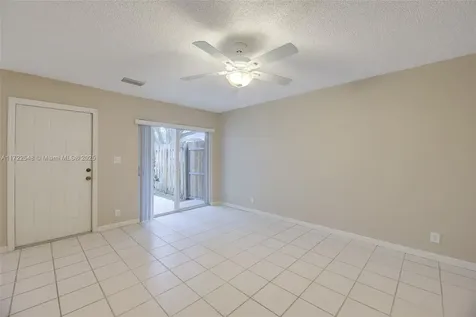 702 Commodore Drive Plantation FL 33325