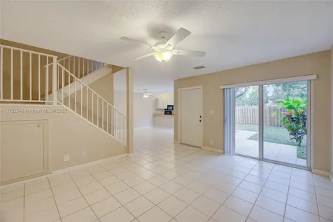 702 Commodore Drive Plantation FL 33325