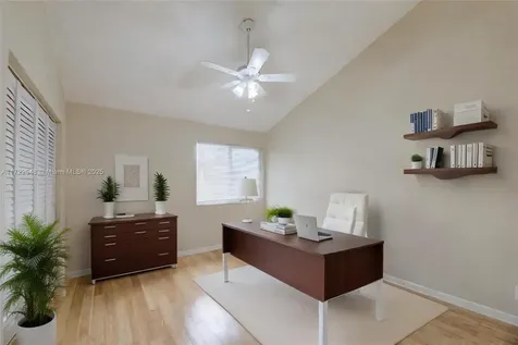 702 Commodore Drive Plantation FL 33325