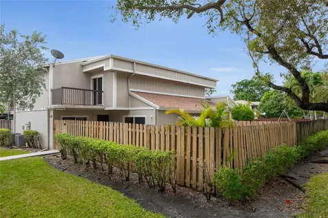 702 Commodore Drive Plantation FL 33325