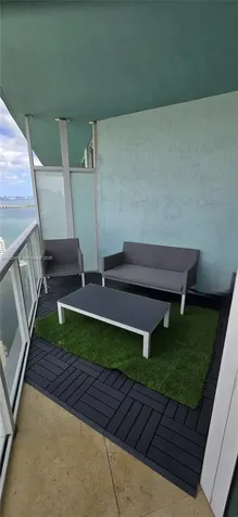 1900 Bayshore Drive Miami FL 33132