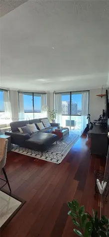 1900 Bayshore Drive Miami FL 33132