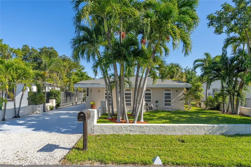 864 NW 16th Terrace Fort Lauderdale FL 33311