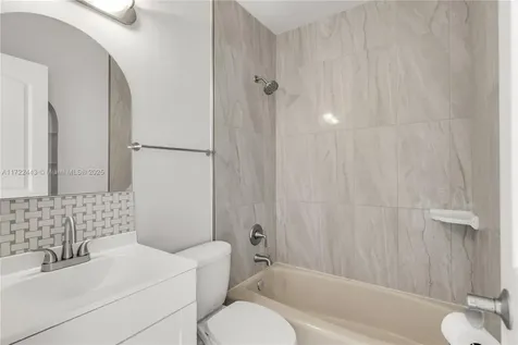 864 NW 16th Terrace Fort Lauderdale FL 33311