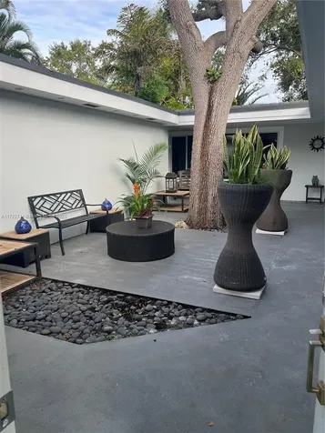 6411 SW 62nd Terrace South Miami FL 33143