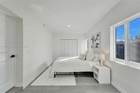 6126 SW 40th Court Miramar FL 33023