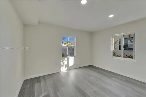 6126 SW 40th Court Miramar FL 33023