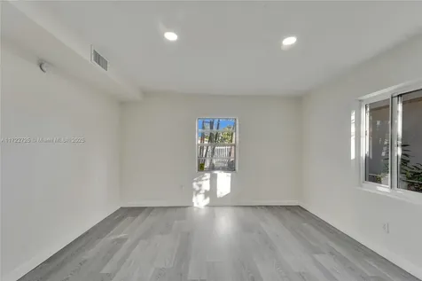 6126 SW 40th Court Miramar FL 33023