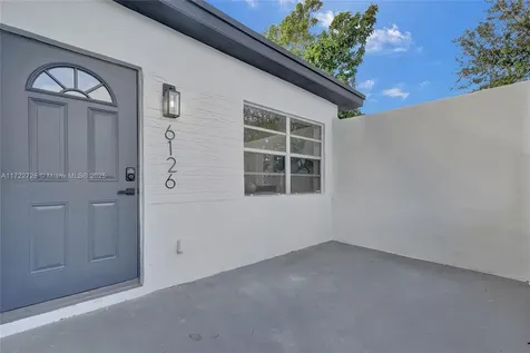 6126 SW 40th Court Miramar FL 33023