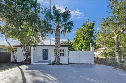6126 SW 40th Court Miramar FL 33023