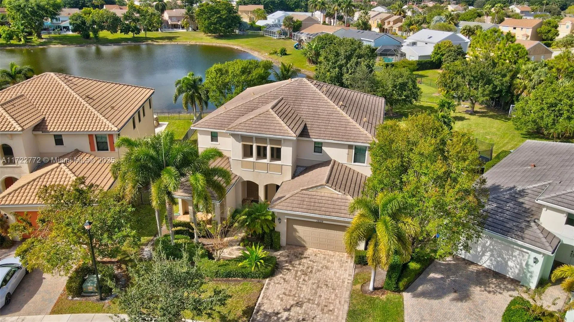 12129 Boca Reserve Lane Boca Raton FL 33428