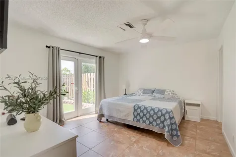 553 Goldenwood Way Wellington FL 33414