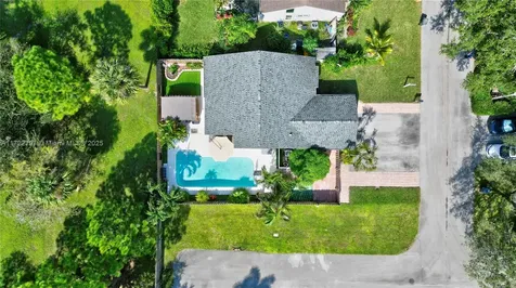 553 Goldenwood Way Wellington FL 33414
