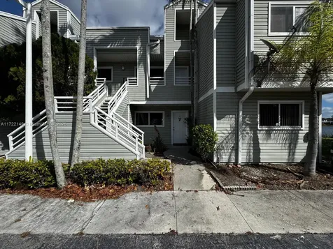 3437 NW 44th Street Oakland Park FL 33309