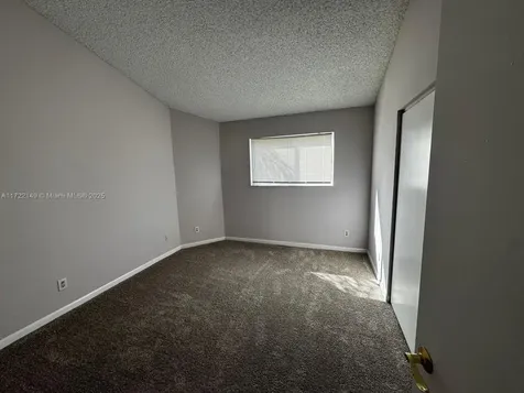 3437 NW 44th Street Oakland Park FL 33309